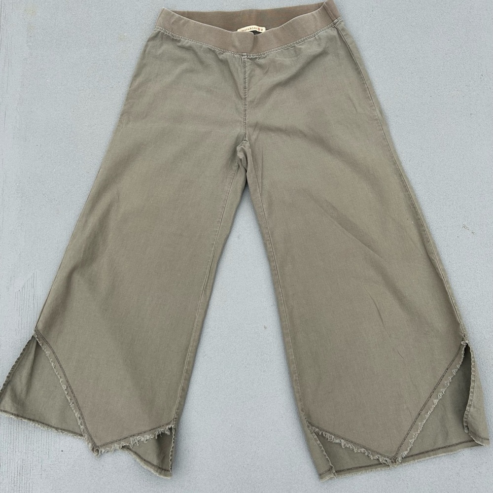 257.WEARABLES Women’s Khaki Linen Blend Wide Leg Pants.